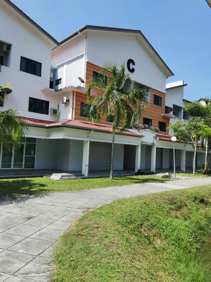 C 13 Lot 10 Pangkor Leisure Beach Studio Pekan Pangkor Extérieur photo